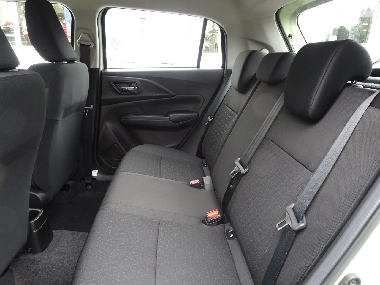 SUZUKI SWIFT 1.2 DualJet Hybrid 5MT Comfort SUZUKI SWIFT 1.2 DualJet Hybrid 5MT Comfort