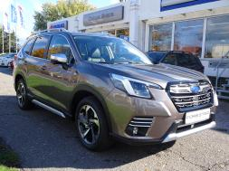 SUBARU FORESTER 2.0i e-BOXER ES EXECUTIVE Lineartronic Symmetrical AWD SUBARU FORESTER 2.0i e-BOXER ES EXECUTIVE Lineartronic Symmetrical AWD