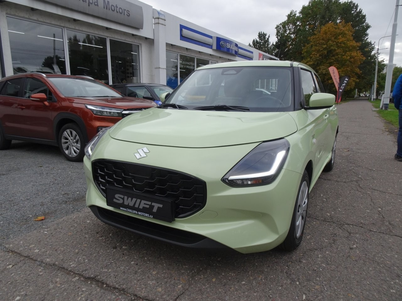 SUZUKI SWIFT 1.2 DualJet Hybrid 5MT Comfort SUZUKI SWIFT 1.2 DualJet Hybrid 5MT Comfort